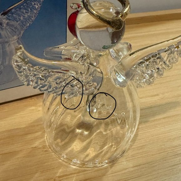 Crystal Angel with Apple Figurine - Picture 5 of 6